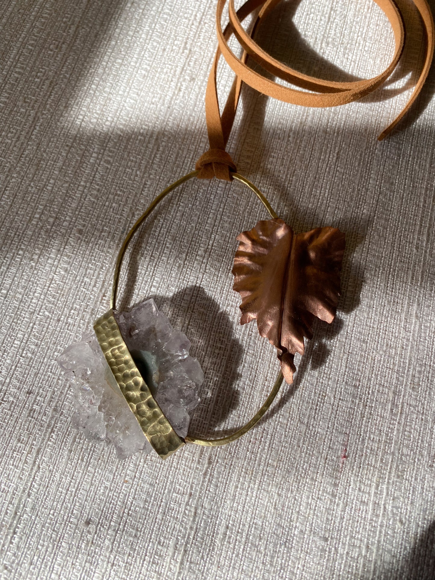Collar hiedra y estalactita "The Garden Of Stones"