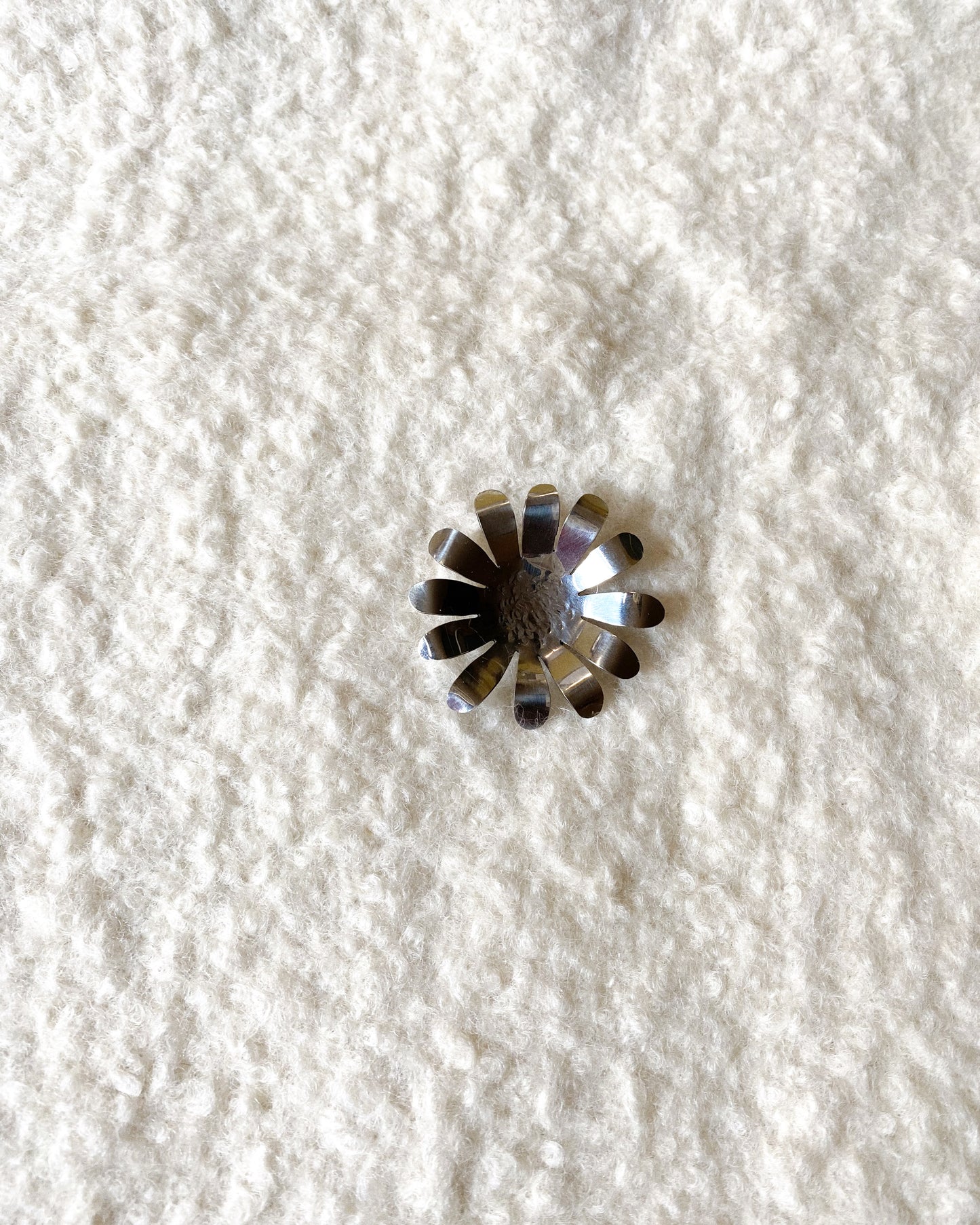 Prendedor- broche Margarita alpaca
